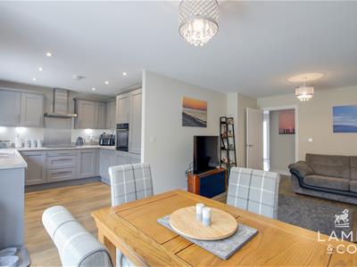 KITCHEN/LIVING/DINING